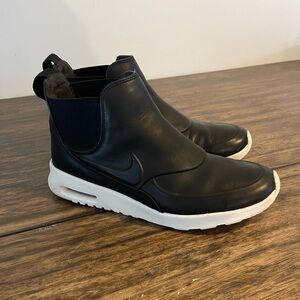 Nike Air Max Thea Mid Women's Shoe